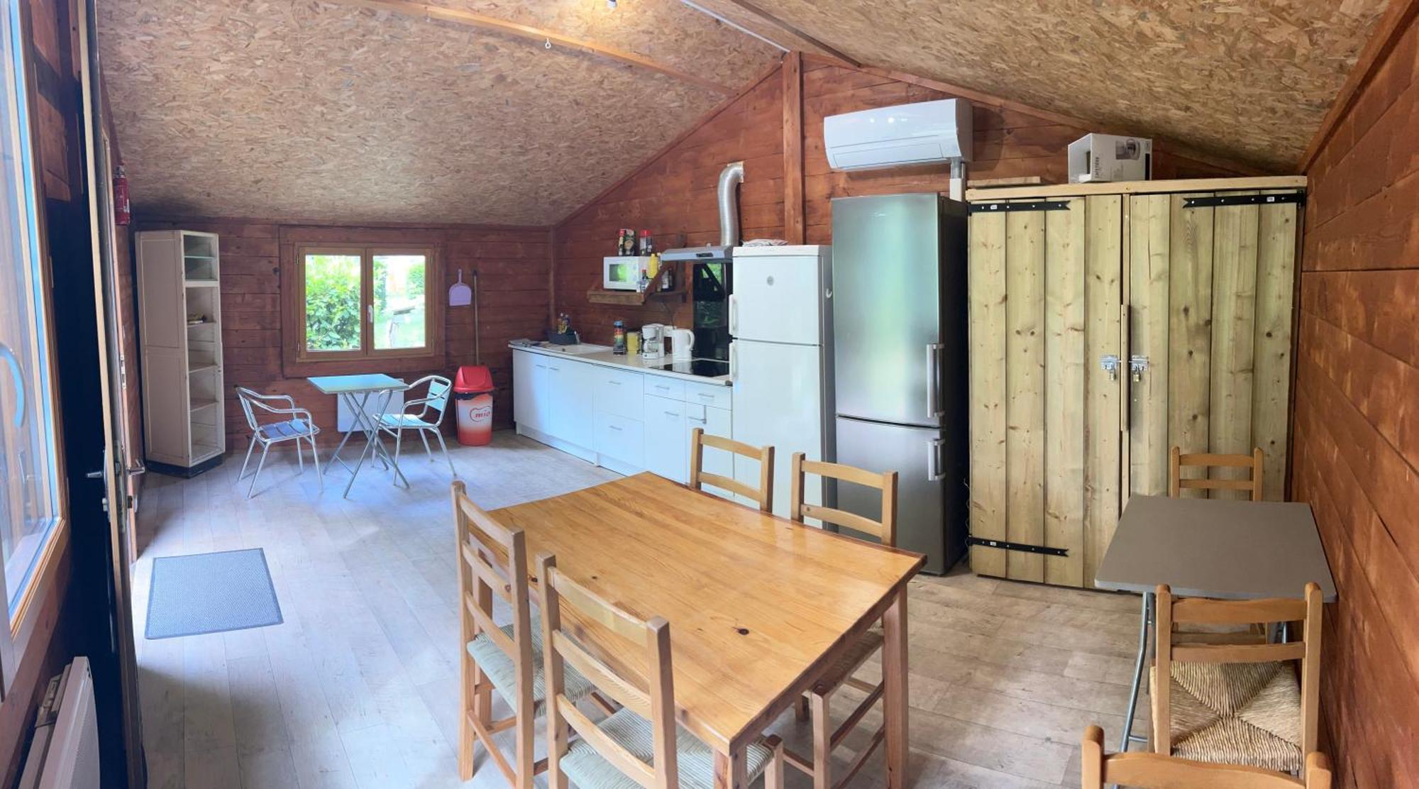 Camping Happy Pyrenees Saligos Exterior photo