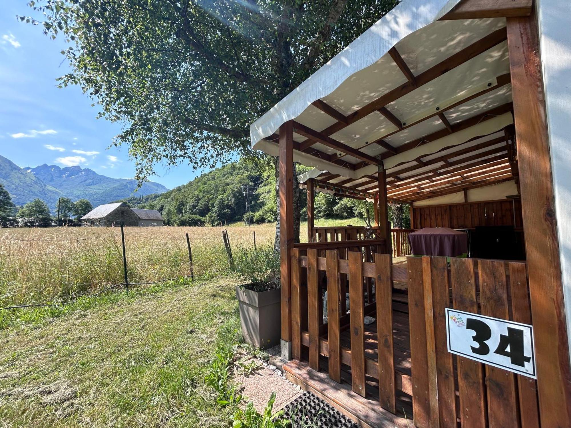 Camping Happy Pyrenees Saligos Exterior photo