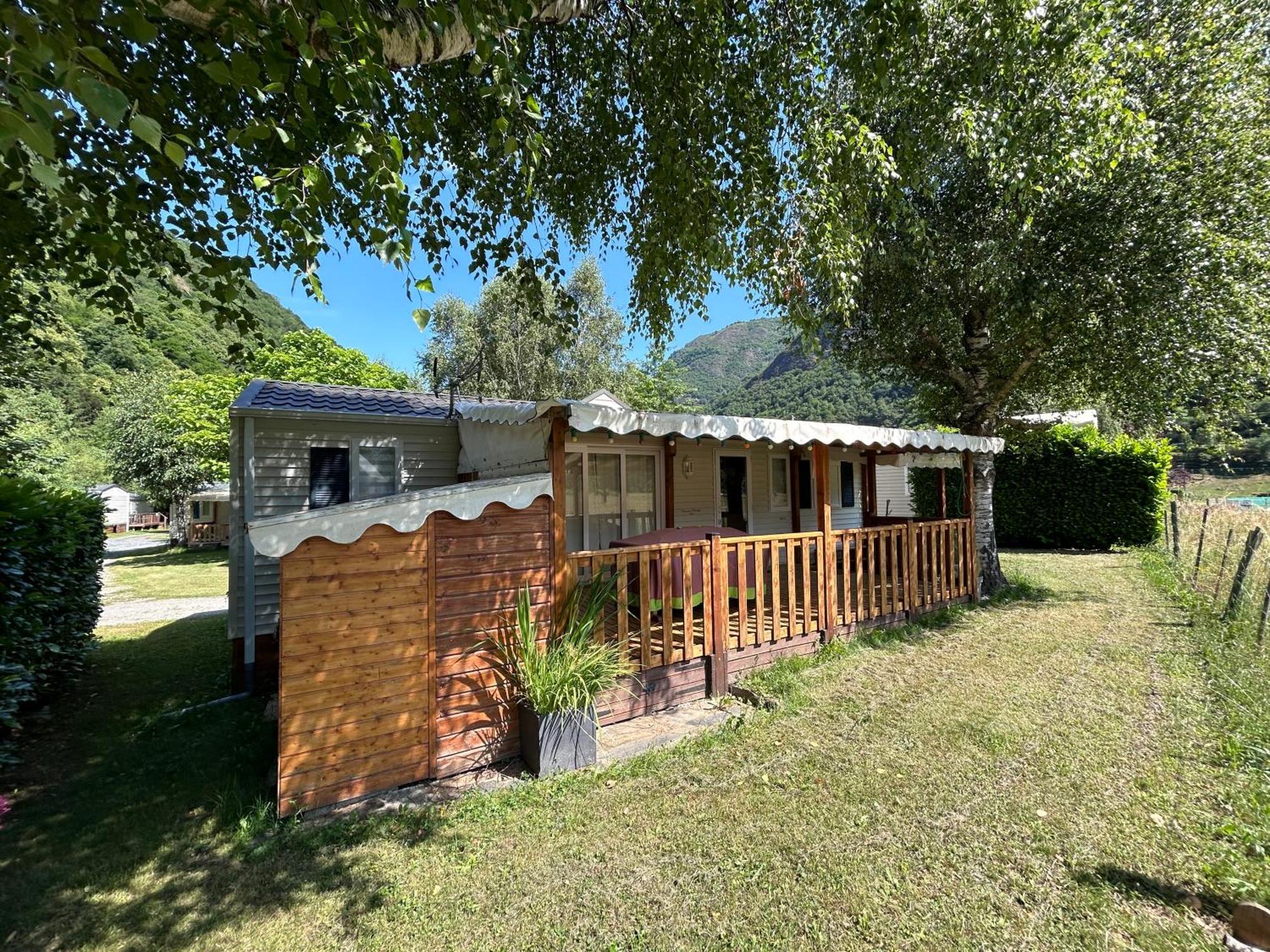 Camping Happy Pyrenees Saligos Exterior photo