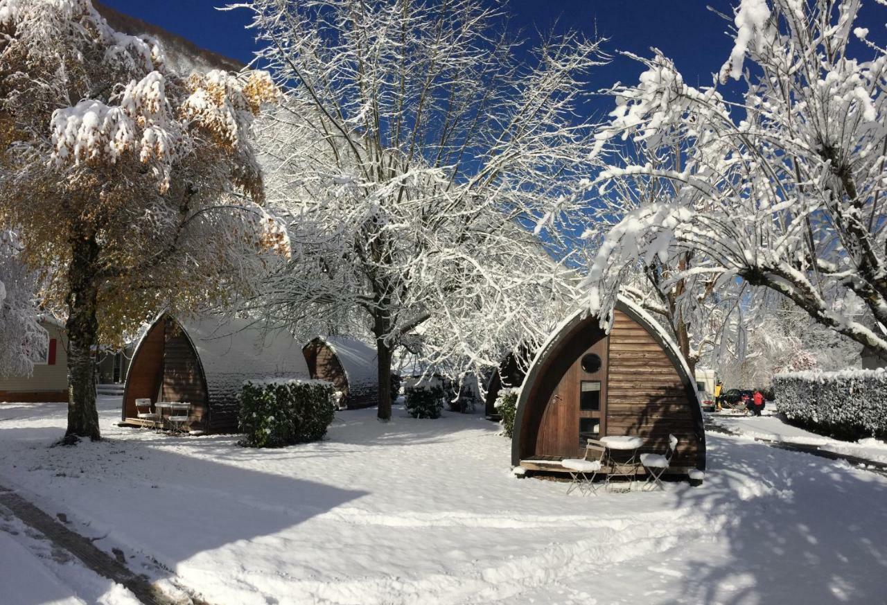 Camping Happy Pyrenees Hotel Saligos Exterior photo